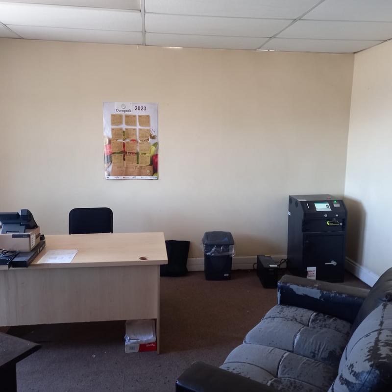 To Let commercial Property for Rent in Sydenham Eastern Cape